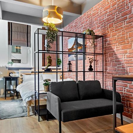 شقة Cute Cozy Nest Old City بوخارست المظهر الخارجي الصورة